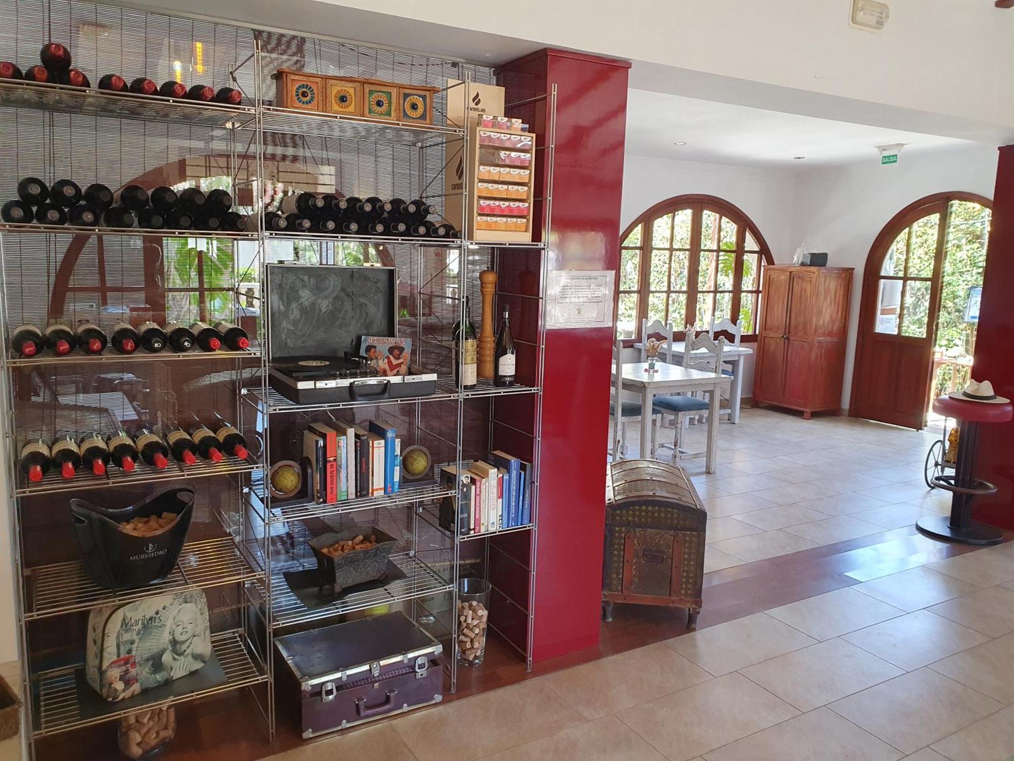 Hostal Mi Campana Dénia Esterno foto