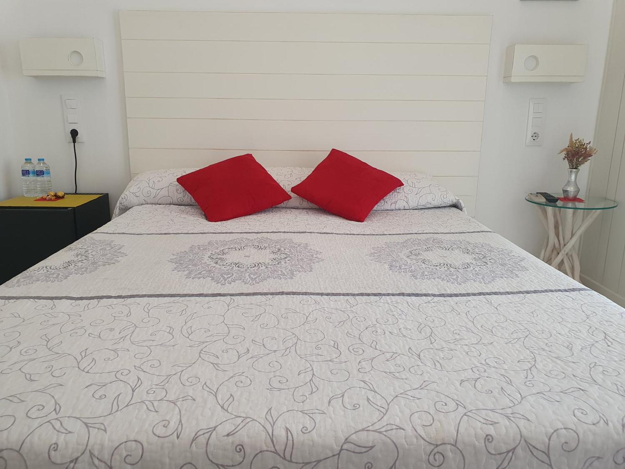 Hostal Mi Campana Dénia Esterno foto