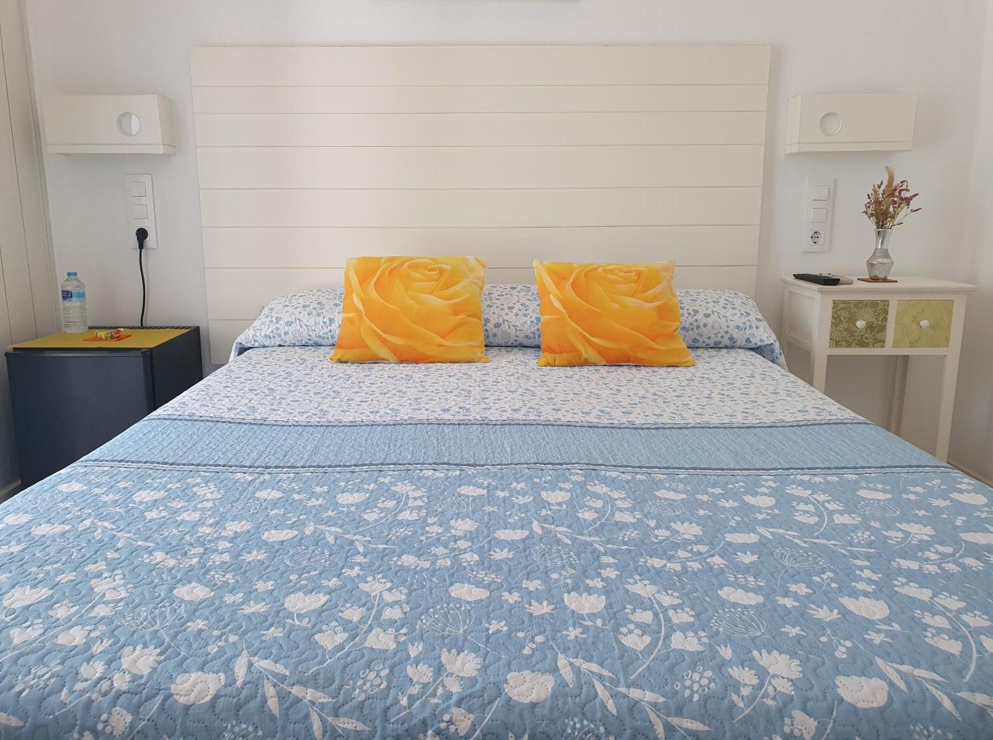 Hostal Mi Campana Dénia Esterno foto